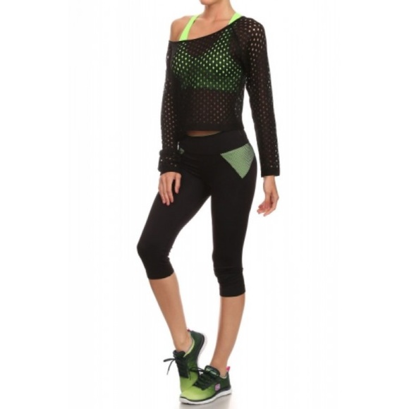 MFashions Tops - Off the shoulder cropped sweater